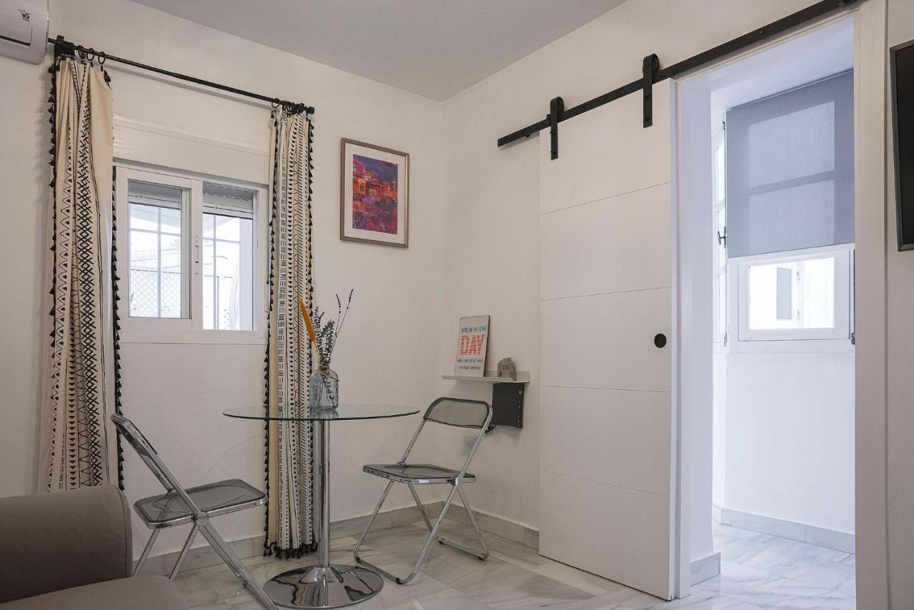 Atico Terraza Torre Tavira Lägenhet Cádiz Exteriör bild